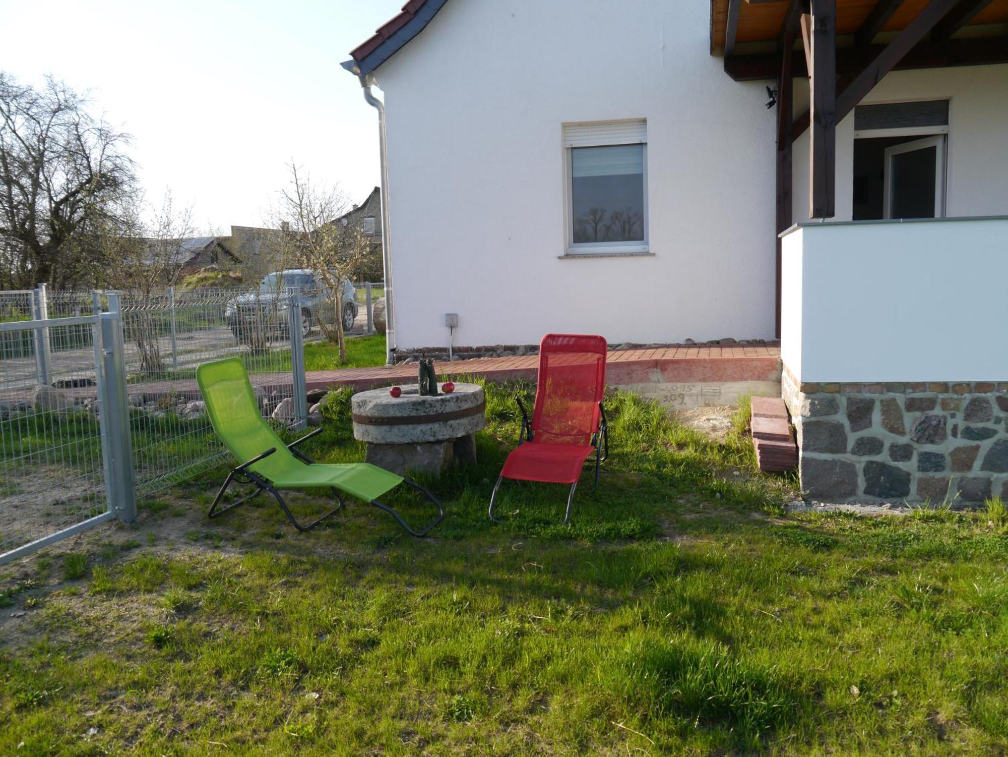 Ferienhaus-Uckermarkblick Rosenow  エクステリア 写真
